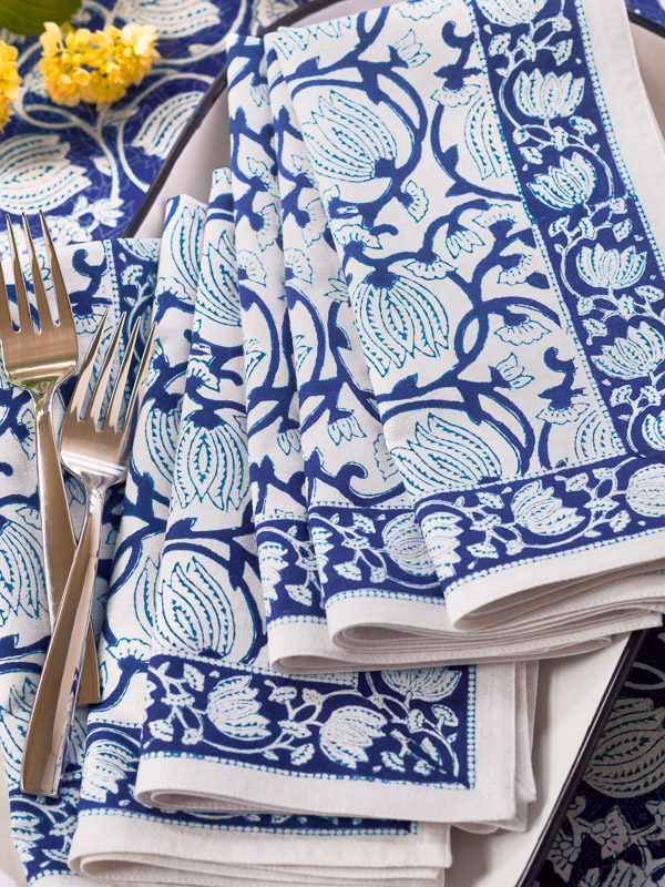 Blue and White Floral Cloth Napkins, Set of 4 - Emory Valley Mercantile